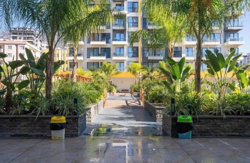 Kargicak Apartment | Sea view apartment on the 1st coastline