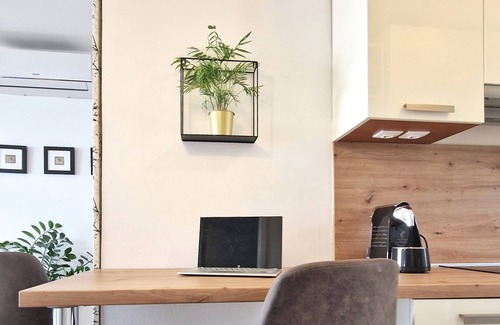 Rijeka Apartment | Sea view apartment with free parking