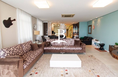 Governador Celso Ramos Apartment | Sea view and 3 suites