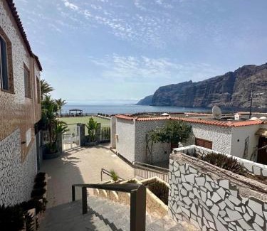 Los Gigantes Apartment | Sea View Bungalow in Los Gigantes