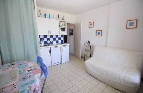 Saint-Cyprien Plage Apartment | Sea view cabin studio i