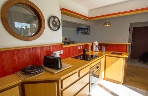 Crozon Apartment | Sea view, flat for 4 people, free wifi