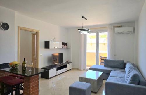 Golem Apartment | Sea View Holiday Apartment 073