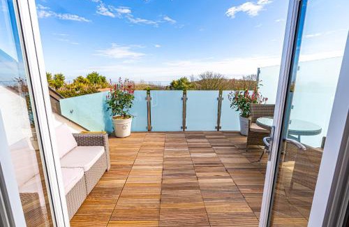Hastings Apartment | Sea View Holiday Flat - Covehurst Bay