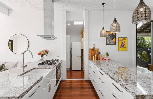 Cottesloe House | Sea View House - 250m to beach + golf course views