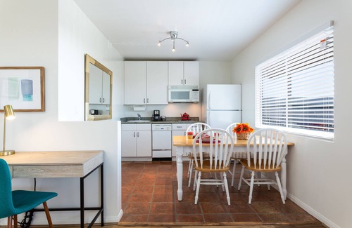 Sand Section Hotel | Sea View Inn at the Beach