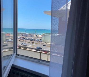 Quartiere XXXIV Lido di Ostia Levante Apartment | Sea View