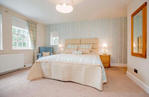 Nairn House | Sea View Lodge