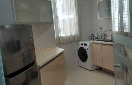 Kollupitiya Apartment | Sea View Monarch Apt within 5* Cinnamon Grand Hotel Complex, Colombo City