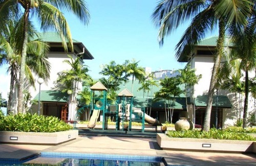 Tanjung Bungah Apartment | Sea View Nice deco By Beach
