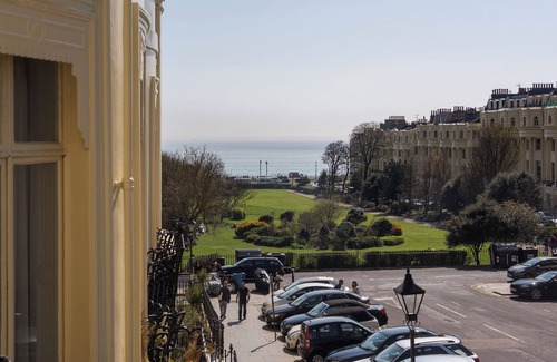 Hove Apartment | Sea View One Bed Regency Apartment by MyHoliday Let Brighton