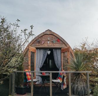 Llanaelhaearn Apartment | Sea View Pod Close to Mountains/Snowdonia