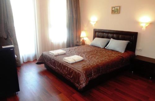 Golden Sands Apartment | Sea View Rental Front Beach