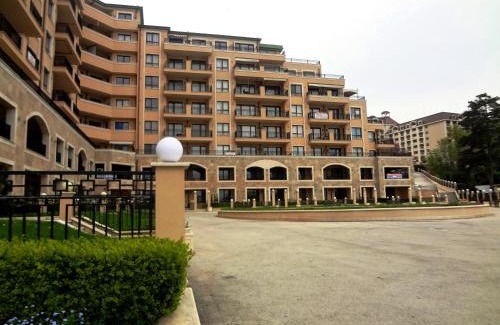 Golden Sands Apartment | Sea View Rental Front Beach