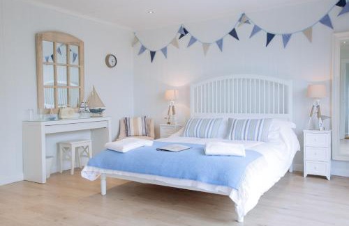 Castle Douglas Resort | Sea View Snugs at Laggan