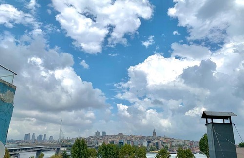 Zeytinburnu House | Sea View Studio House in Golden Horn