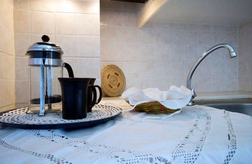 Souda Apartment | SEA VIEW STUDIO, NEXT TO THE BEACH, NATURE AND FARM AROUND, NEAR THE HIGHWAY