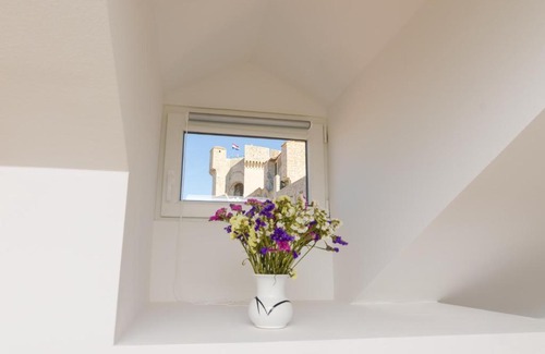 Dubrovnik Old Town Apartment | Sea View Studio Positive Place