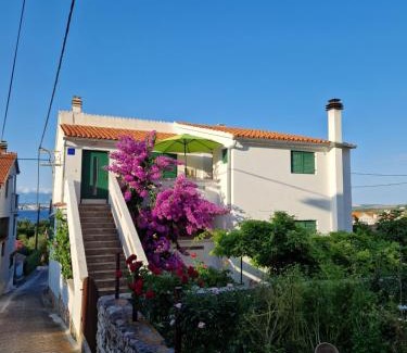 Preko Apartment | Sea view suite Mateo