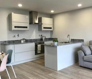 Newcastle Apartment | Sea View Terrace