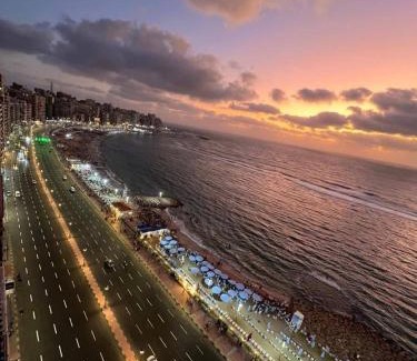 Al-Muntazah Apartment | Sea View three bed room High Floor fully AC free WI-FI and parking