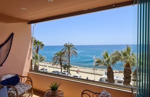 Almunecar Apartment | Sea Views First line