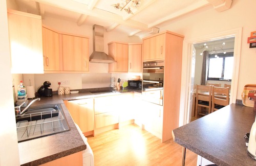 Saundersfoot House | Sea views, great facilities, quite location, 15mins walk to Saundersfoot & beach