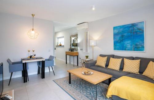 Ensanche Centro Apartment | Sea views Penthouse City Center