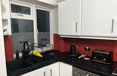 Bexhill-on-Sea Apartment | Sea views, sunsets and history in the heart of 1066 country,