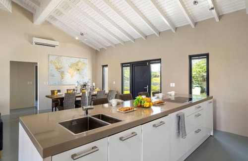 Noord Villa | Sea Winds Villa by Bocobay