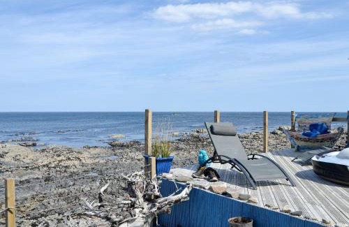 Buckie House | Sea Yonder