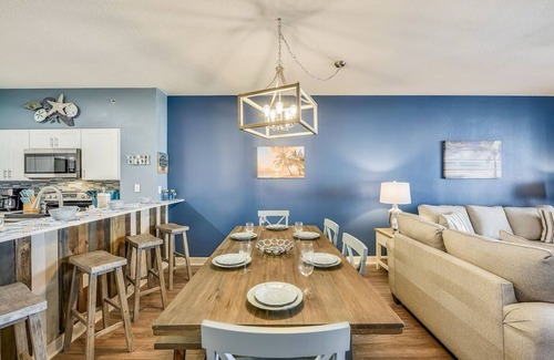Panama City Beach Condo | Sea You at Sunset 728-Sleeps 10-Gulf Views