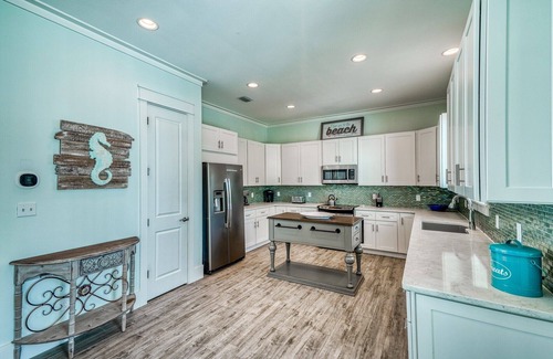 Emerald Waters Village House | SEA YOU SOON: Gorgeous Home in Gated Neighborhood w/Private Pool & Easy Beach Access!