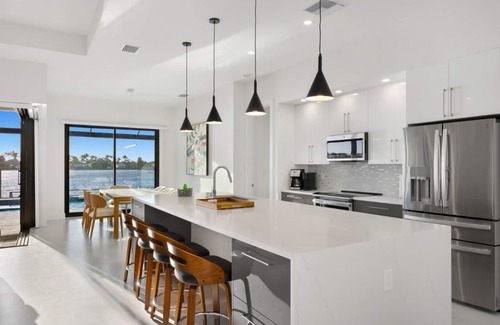 Eight Lakes Villa | Seabim Villa CLAURIPEL - NEW CONSTRUCTION (Mar 2025) Eight Lakes, Gulf access