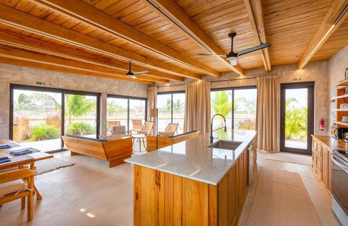 Placencia Villa | Seabird Luxury Dwellings