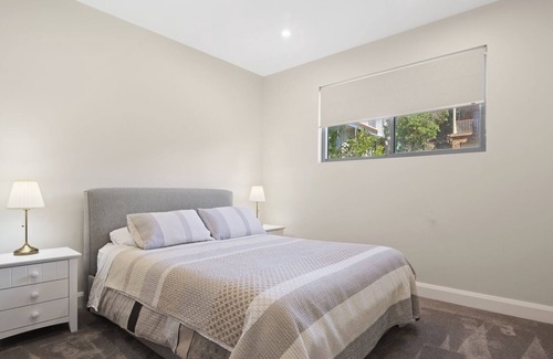 Copacabana Apartment | Seabreeze - across the road from Copa beach