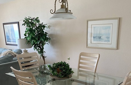 Madeira Beach Condo | Seabreeze-- DIRECT Gulf unobstructed view, REMODELED 5th Floor, HOT TUB & POOL