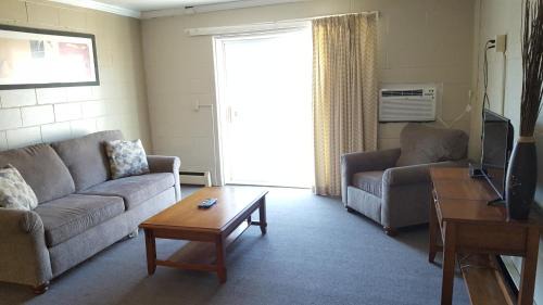 Old Orchard Beach Hotel | Seabreeze Motel