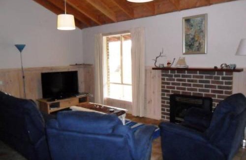 Ventnor House | Seabreeze On Anchorage