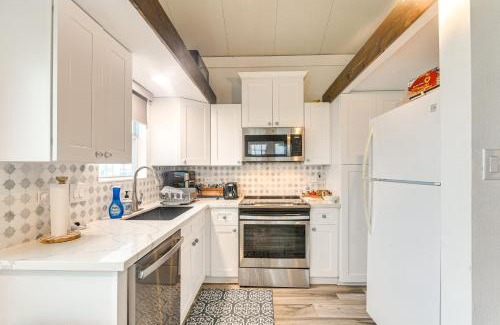 Cedar Lane House | Seabreeze Retreat Waterfront Home Near Sargent