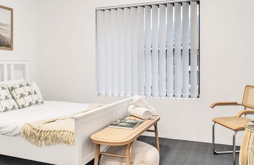 Maroubra Apartment | Seabreeze - Stylish Abode 360° Ocean & Beach Views
