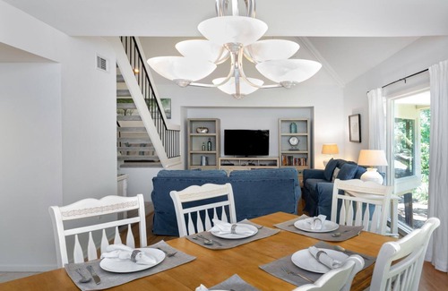 Spinnaker Beachhouses Villa | Seabrook Exclusives: 783 Spinnaker Beach Villa - Villa