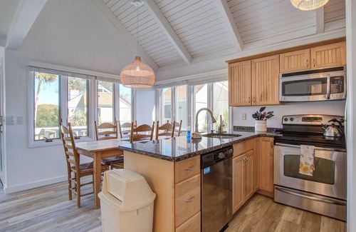 Sealoft Villas Villa | Seabrook Exclusives: 921 Sealoft