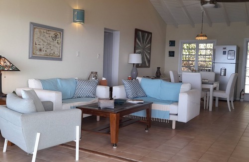 East End Villa | SeaChange Villa - A Modern Home for Family Vacations.n
