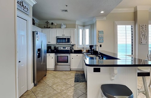 Orange Beach Condo | SeaChase 1501W | Sky-High Views & Pool