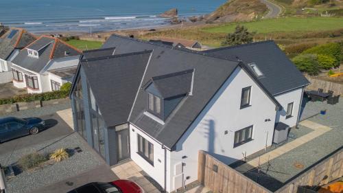 St Brides House | Seacliff, Broad Haven.