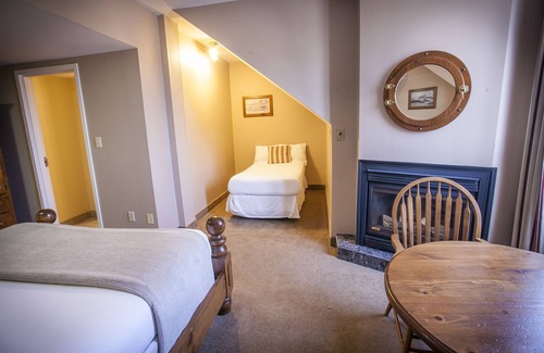 Leamington Hotel | Seacliffe Inn