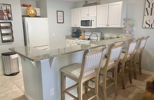 Innerarity Townhomes House | Seaclusion: Calming Waterfront Unit with 2 Kayaks!