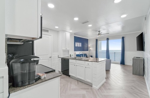 Panama City Beach Condo | "Seaclusion" PCB #703 1 Bedroom Sleeps 5