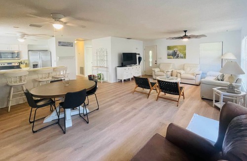 Anna Maria House | Seaclusion - private dock on the fishing highway